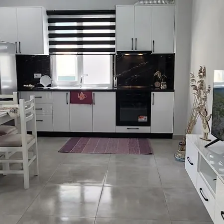 Perla 9 Daire Golem (Tirana)