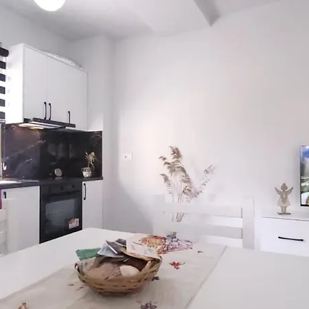 Perla 9 Apartment Golem (Tirana)